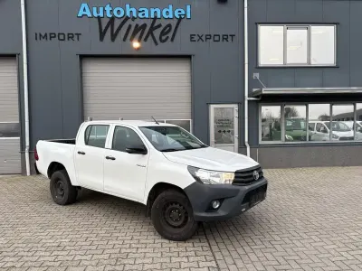 Używany Toyota HiLux 150 KM (110 kW) 2018 Biały Pickup