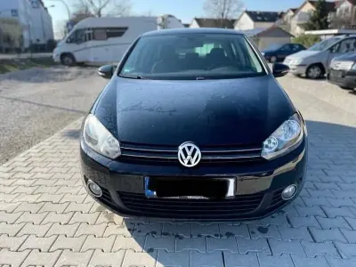 Usata VW Golf VI Team 105 CV (77 kW) 2010 Nero Utilitaria