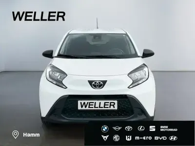 Gebraucht Toyota Aygo X 72 PS (52 kW) 2023 Schneeweiß SUV