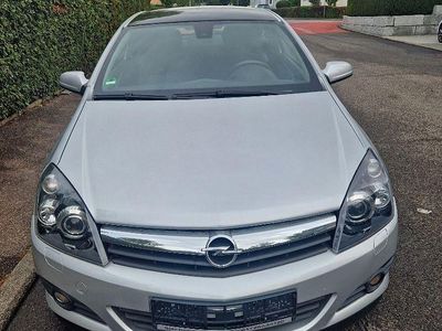 Opel Astra GTC