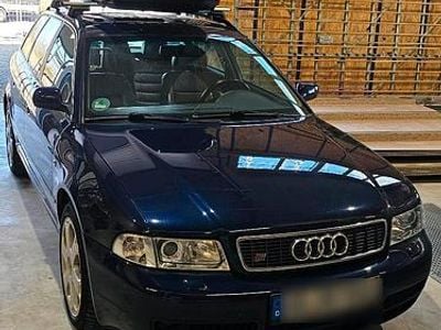 Usata Audi S4 260 CV (191 kW) 1998 Blu Station wagon