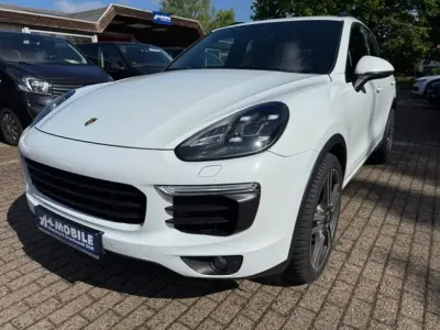 Gebraucht Porsche Cayenne S 385 PS (283 kW) 2015 Carraraweißmetallic (metallic) SUV