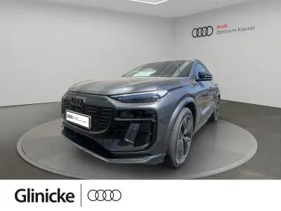 Neu Audi Q6 e-tron S-Line 225 kW (306 PS) 2025 Daytonagrau perleffekt SUV