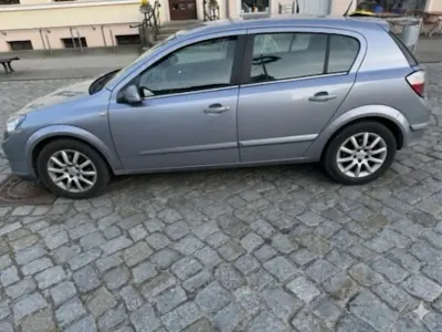 Gebraucht Opel Astra 101 PS (74 kW) 2004 Grau Limousine