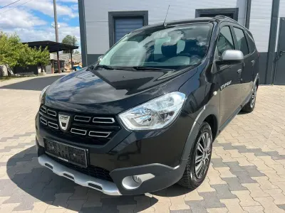 Gebraucht Dacia Lodgy Stepway 116 PS (85 kW) 2018 Van / Kleinbus