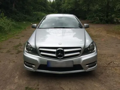 Gebraucht Mercedes C220 170 PS (125 kW) 2013 Silber Coupé