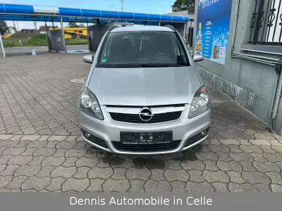 Gebraucht Opel Zafira Edition 150 PS (110 kW) 2005 Silber Van / Kleinbus