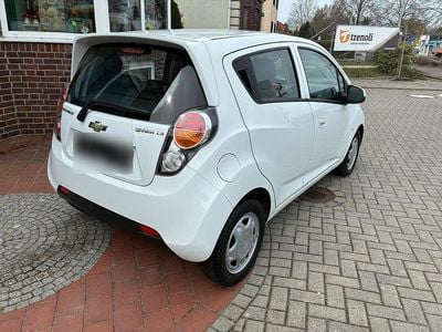 Gebraucht Chevrolet Spark 68 PS (50 kW) 2012 Weiß Kleinwagen