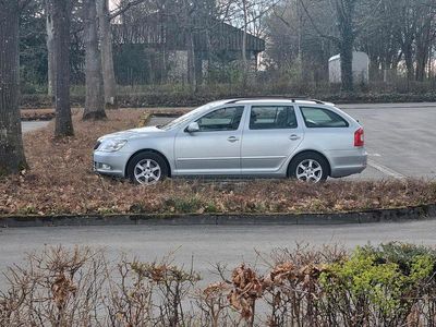 Second-hand Skoda Octavia 122 CP (89 kW) 2009 Argintiu Break