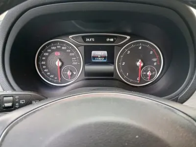 Gebraucht Mercedes B180 Edition 109 PS (80 kW) 2017 Grau Kleinwagen
