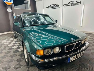 Second-hand BMW 750 299 CP (219 kW) 1990 Verde Berlinǎ
