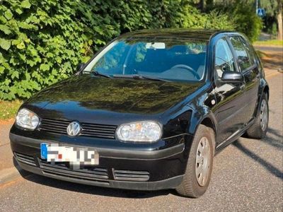 VW Golf IV