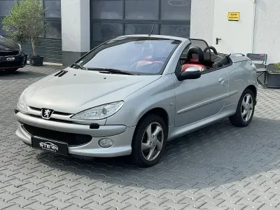 Gebraucht Peugeot 206 CC Sport 109 PS (80 kW) 2004 Silber Cabrio