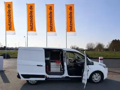Gebraucht Ford Transit Connect 101 PS (74 kW) 2023 Weiß Van / Kleinbus