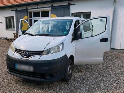 Nissan NV200