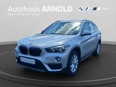 Gebraucht BMW X1 Sport Line 192 PS (141 kW) 2017 Glaciersilber SUV