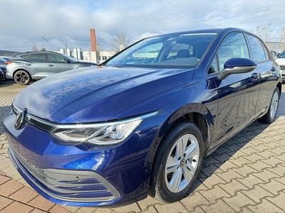 Gebraucht VW Golf VIII Life 116 PS (85 kW) 2023 Blau Limousine