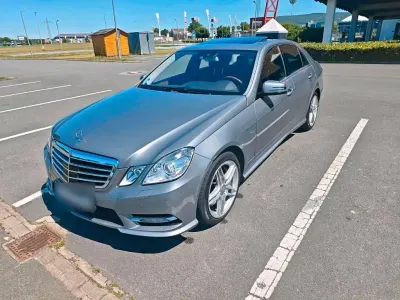 Gebraucht Mercedes E500 Elegance 408 PS (300 kW) 2011 Grau Limousine