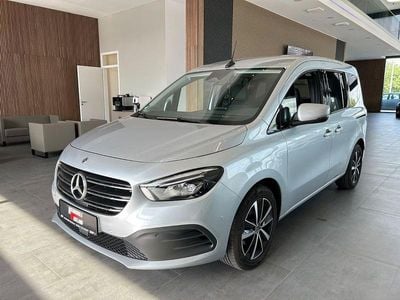 Mercedes T180