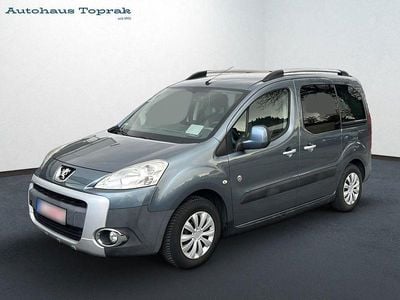 Gebraucht Peugeot TePee Outdoor 111 PS (81 kW) 2011 Grau Van / Kleinbus