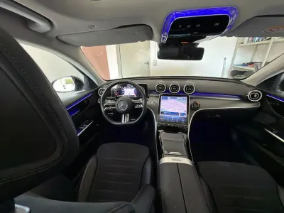 Gebraucht Mercedes C220 AMG line 200 PS (147 kW) 2023 Grau Limousine