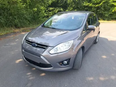 Gebraucht Ford C-MAX Titanium 150 PS (110 kW) 2014 Braun Van / Kleinbus