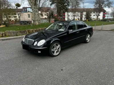 Gebraucht Mercedes E320 224 PS (164 kW) 2003 Schwarz Limousine