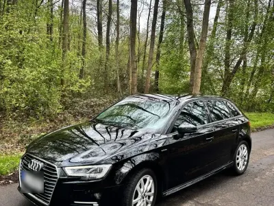 Gebraucht Audi A3 Sportback Exclusive 204 PS (150 kW) 2017 Schwarz Kleinwagen