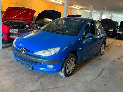 gebraucht Peugeot 206 98.000 KM AUTOMATIKGETRIEBE 1.4 BENZIN 3-TÜREN