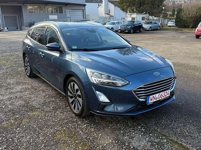 Gebraucht Ford Focus Cool & Connect 125 PS (91 kW) 2019 Chrome blue Kombi