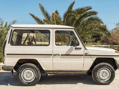 Gebraucht Mercedes G230 131 PS (96 kW) 1982 Weiß SUV
