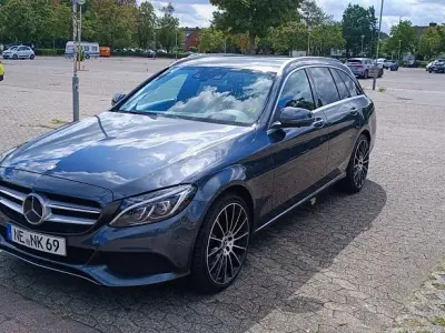 Gebraucht Mercedes C400 333 PS (244 kW) 2015 Grau Limousine