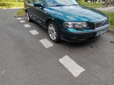 Gebraucht Volvo V70 250 PS (183 kW) 2000 Grün Kombi