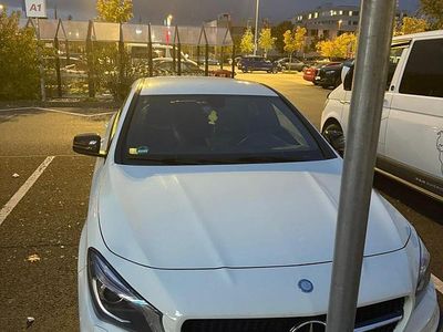 Weiß Gebraucht 2014 Mercedes CLA220 Limousine | 13.999 € (Teuer)