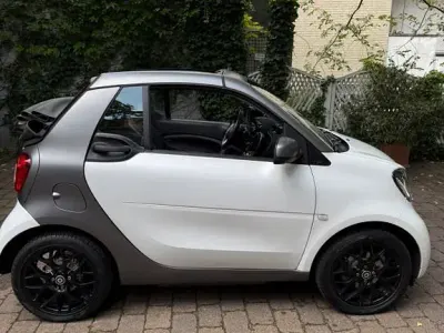 Gebraucht Smart ForTwo Electric Drive Prime 60 kW (82 PS) 2018 Grau Cabrio