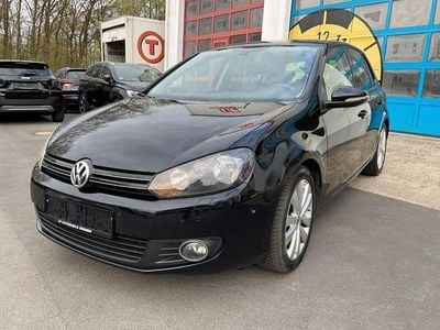 Gebraucht VW Golf VI Team 122 PS (89 kW) 2011 Schwarz Kleinwagen