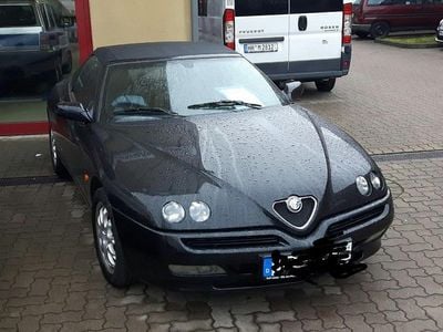 Gebraucht Alfa Romeo Spider 144 PS (105 kW) 1998 Schwarz Cabrio