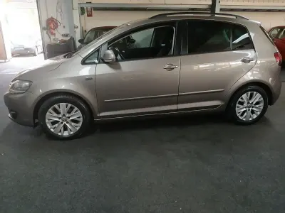 Gebraucht VW Golf VII Life 105 PS (77 kW) 2013 Braun Limousine