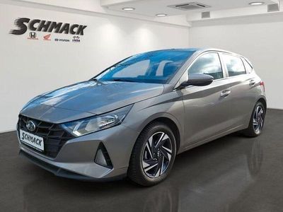 Gebraucht Hyundai i20 Trend 84 PS (61 kW) 2021 Grau Limousine