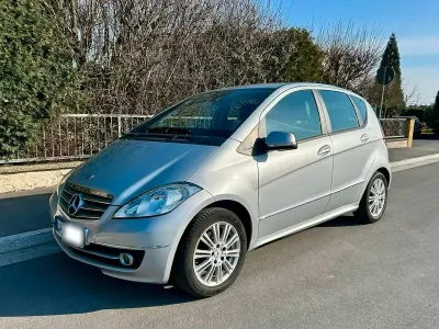 Brugt Mercedes A150 Elegance 95 HK (69 kW) 2018 Sølv Hatchback