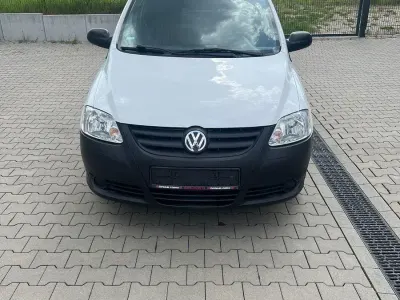 Gebraucht VW Fox 60 PS (44 kW) 2011 Weiß Kleinwagen