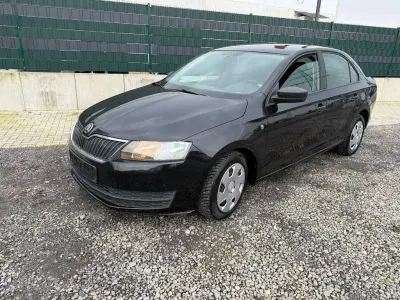 Gebraucht Skoda Rapid Active 75 PS (55 kW) 2013 Schwarz Kleinwagen