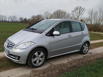 Gebraucht Mercedes A200 140 PS (102 kW) 2009 Silber Kleinwagen