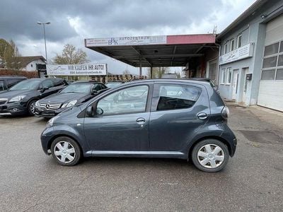 Gebraucht Toyota Aygo Cool 68 PS (50 kW) 2010 Grau Kleinwagen