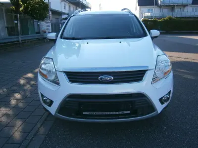Gebraucht Ford Kuga Champions Edition 140 PS (102 kW) 2012 Frostweiß SUV