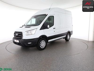 Gebraucht Ford Transit Trend 131 PS (96 kW) 2019 Weiß Van / Kleinbus
