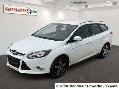 gebraucht Ford Focus 1.0i Kombi Champions Edition