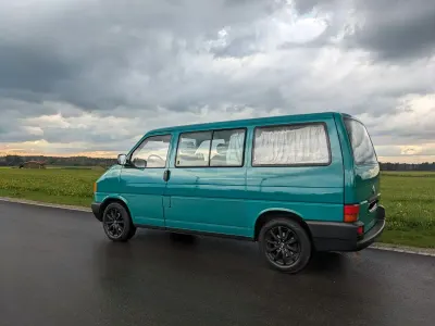 Używany VW Transporter 88 KM (64 kW) 2000 Zielony Van