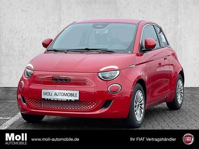 Gebraucht Fiat 500e Red 69 kW (95 PS) 2024 Colore esterno (red vr111/a) Limousine