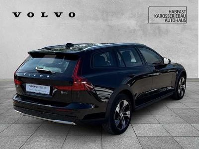 Gebraucht Volvo V60 CC 145 PS (106 kW) 2023 Kombi